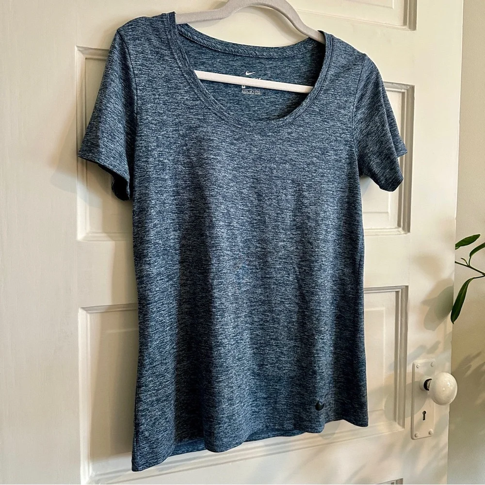 NIKE Women's Blue Heathered Top,‎ Sz S